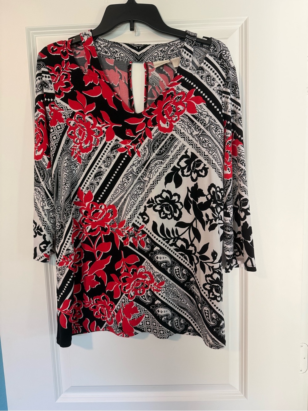 Chico's Red Black & White Floral-Stripe V-Neck Top